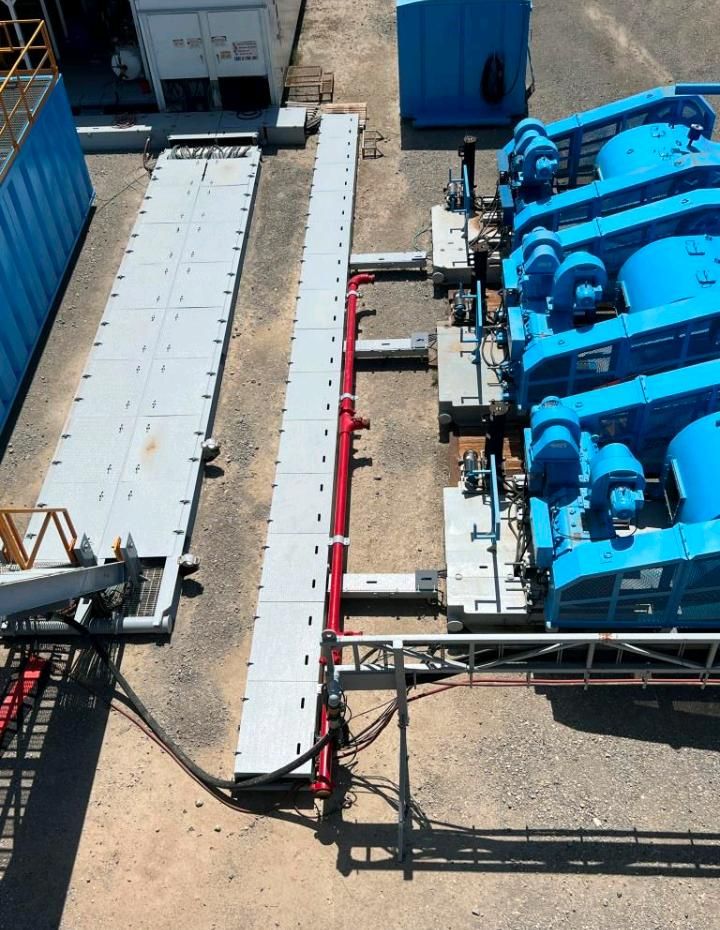 Mud pumps y catwalk