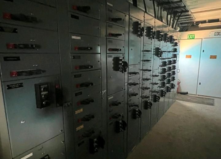 Cuarto eléctrico SCR